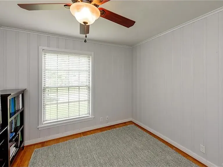 428 Monrovia St — Photo 10