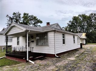 904 N 35th St, Decatur, IL 62521