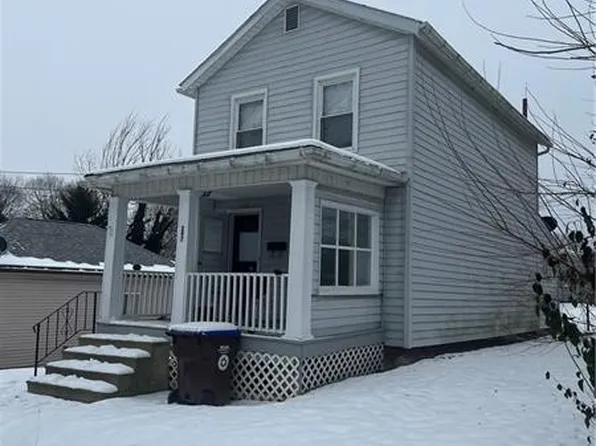 297 Andrew St, Sharon, PA 16146