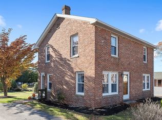 11 Roosevelt Ave, Leominster, MA 01453