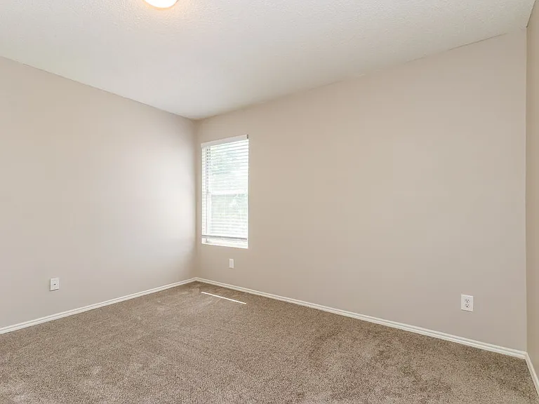 8750 Gray Fox Ct — Photo 13