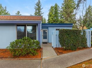 4300 NE Sunset Blvd UNIT D1, Renton, WA 98059