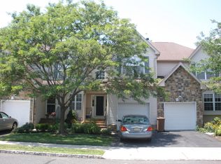 19 Bateman Way, Hillsborough, NJ 08844