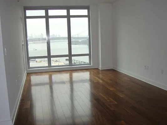 Rented by Camhi NYC Realty Inc | media 12