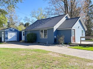 3266 Holton Rd, Twin Lake, MI 49457