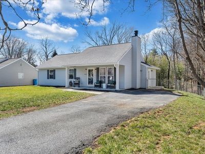 4764 Horseman Dr NE, Roanoke, VA, 24019