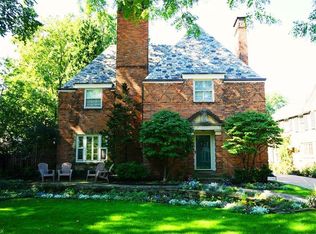 22300 Parnell Rd, Shaker Heights, OH 44122