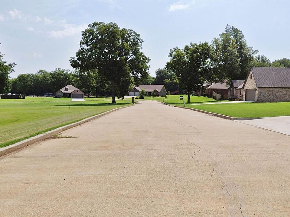 2nd image of 17827 Pecan Creek Cir