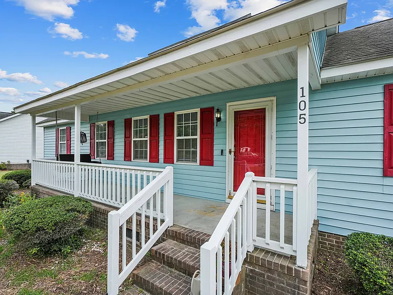 105 Twin Creeks Dr — Photo 2