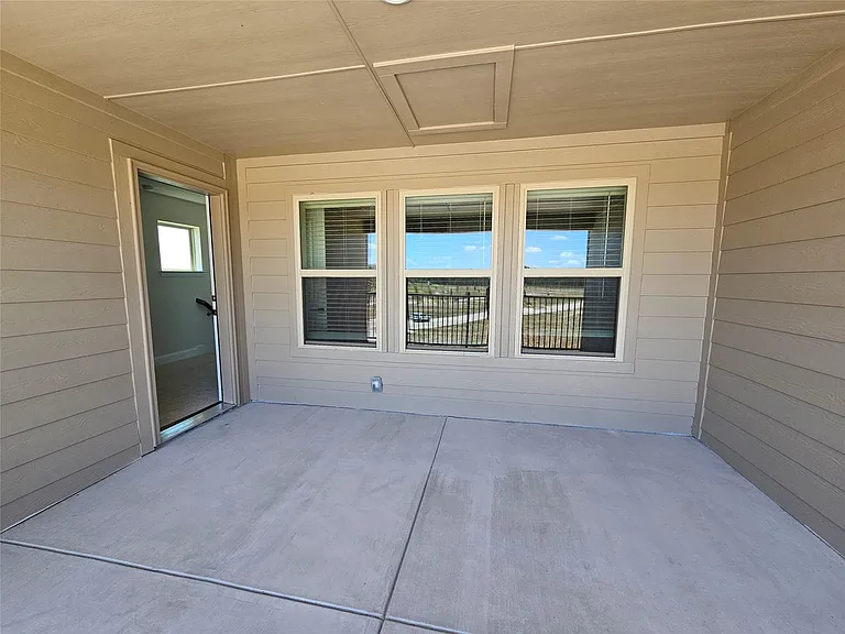 7933 Sunset Blvd — Photo 13