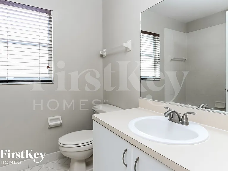 4652 Concordia Ln — Photo 13