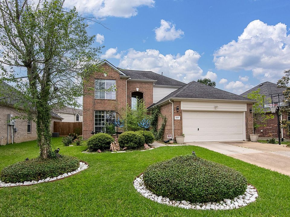 1st image of 20011 Castlegreen Dr