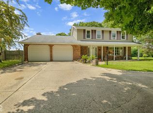 5855 N Carriage Ln, Alexandria, IN 46001