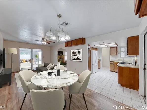 729 Scottsdale St, Henderson, NV 89002