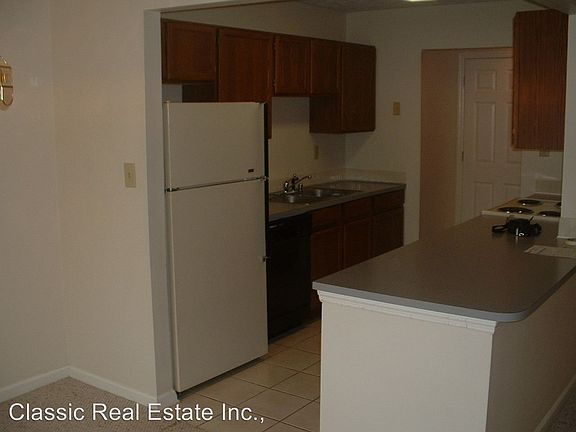 5th image of 3824 McGarry Dr
