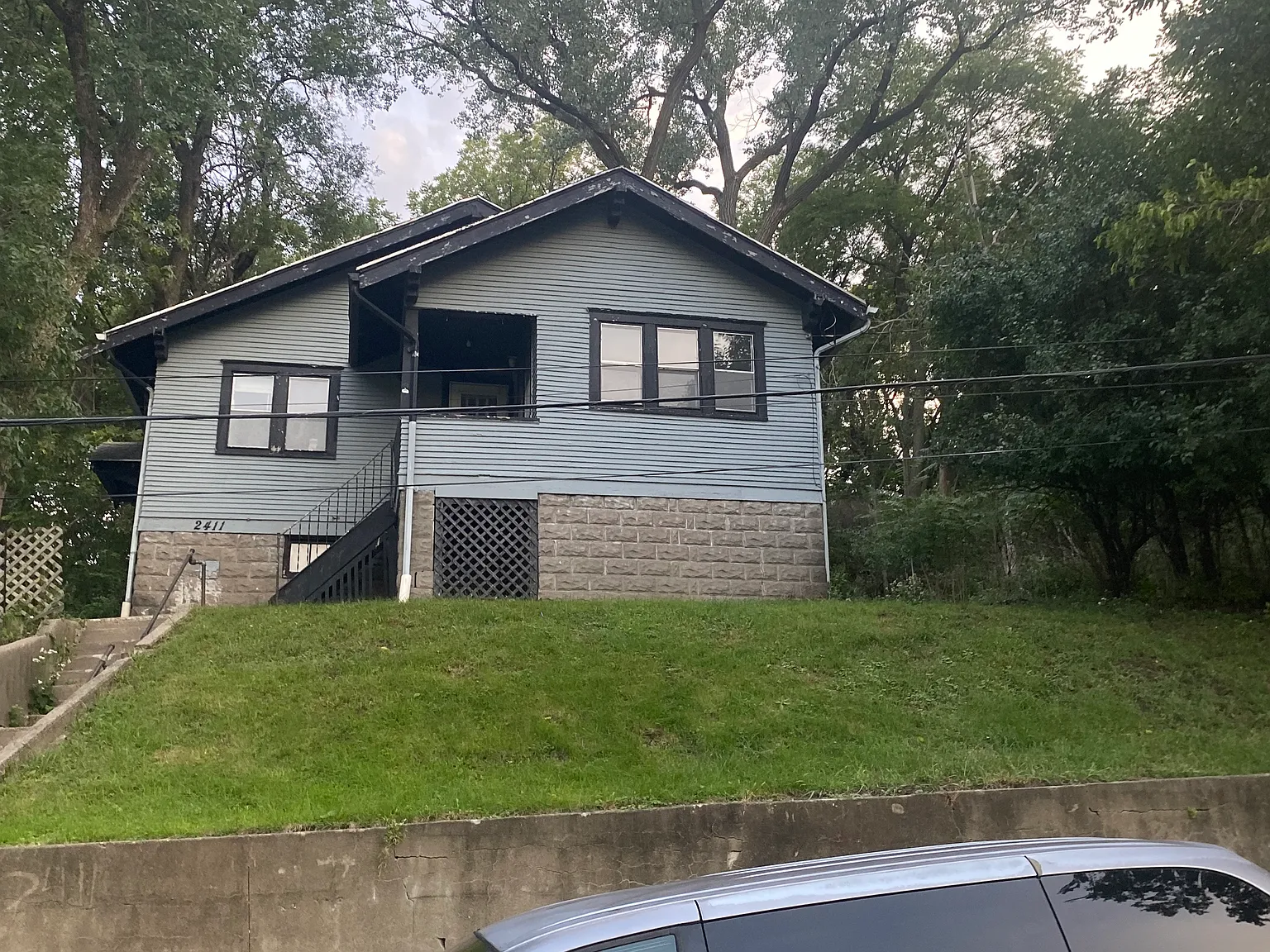 2 bed, 850 sqft, $1,100 — Photo 1
