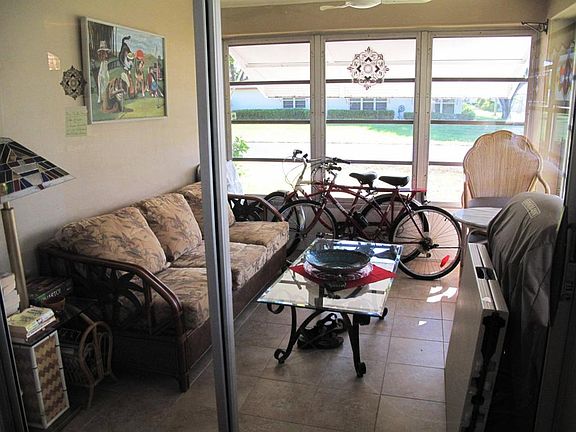 3rd image of 340 NW 50th Ave APT A