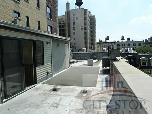 Rented by City Stop Realty | media 1