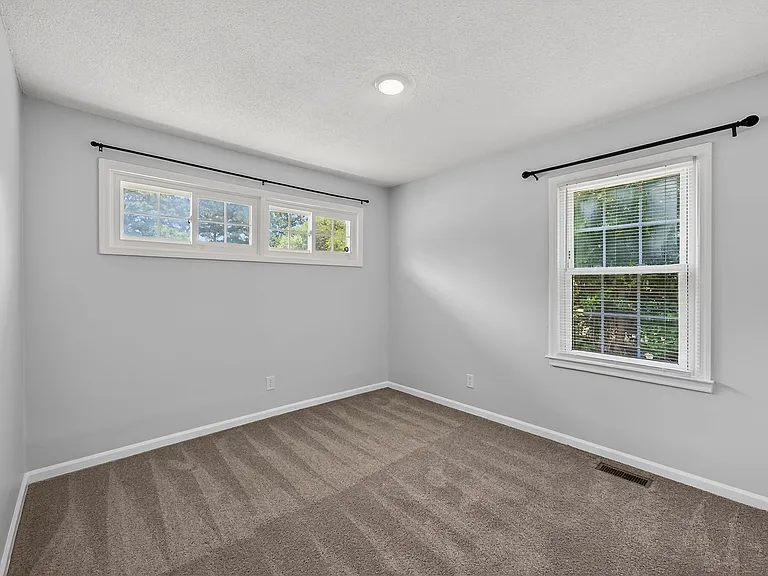 2527 Country Club Rd — Photo 19