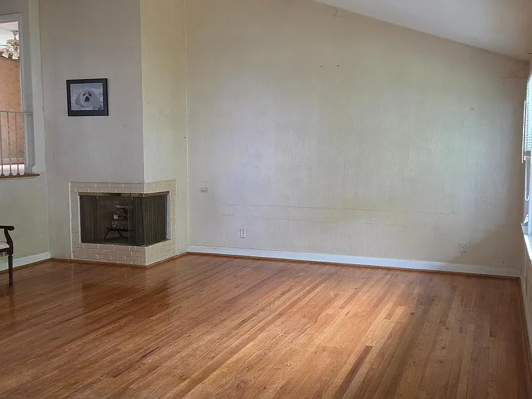 3109 Smith Ave — Photo 1