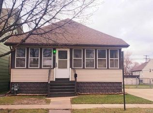 93 Pine St, River Rouge, MI 48218