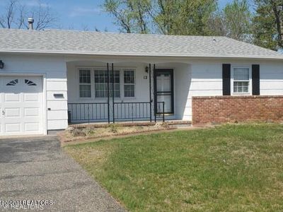 12 Woodbury Court, Toms River, NJ, 08757