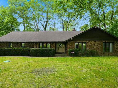 1896 S Lynnwood Dr E, Warsaw, IN, 46580