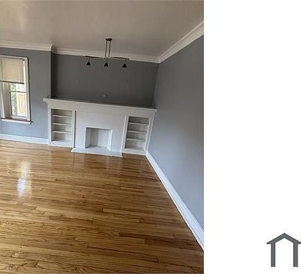 3rd image of 7929 S Wood St #2N