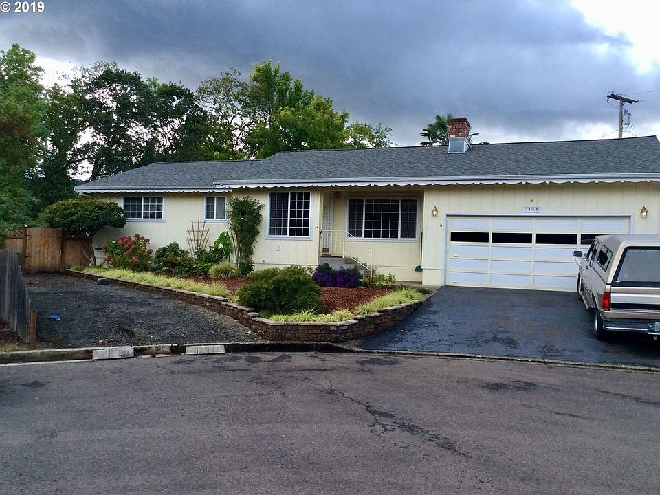 1st image of 1410 NW El Dorado Ct