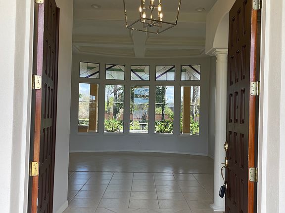 5th image of 4481 Begonia Ct