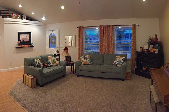 Upstairs family room