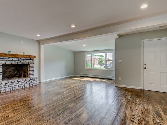 New Oak Floors & Windows!
