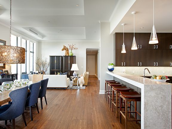 Kitchen & Dining Room 