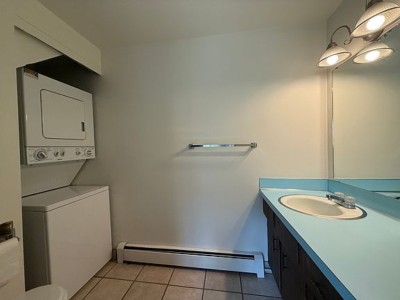 5th image of 5135 Santa Clara Pl APT C
