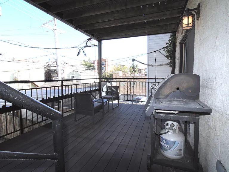 917 N Ashland Ave #2 — Photo 21