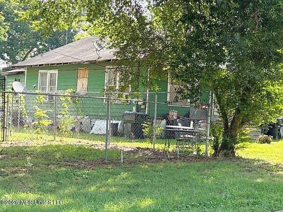 4th image of 508 Deaton St