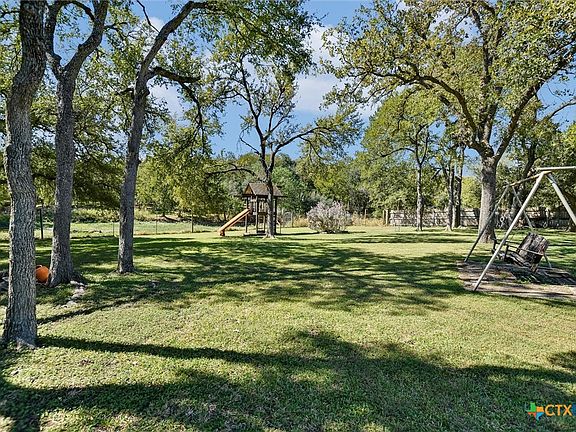 2nd image of 2114 Live Oak Cir
