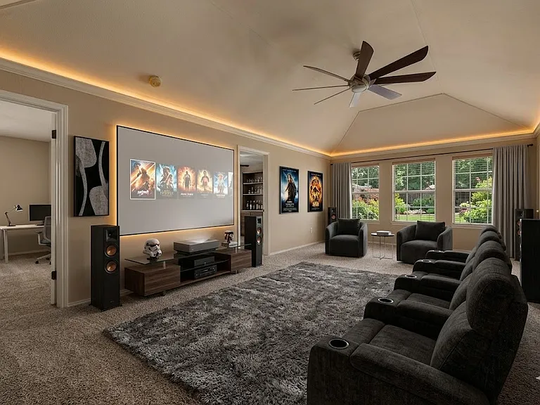 3955 Grayling Ln — Photo 3