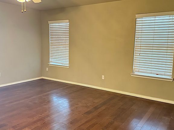 5th image of 6506 85th St