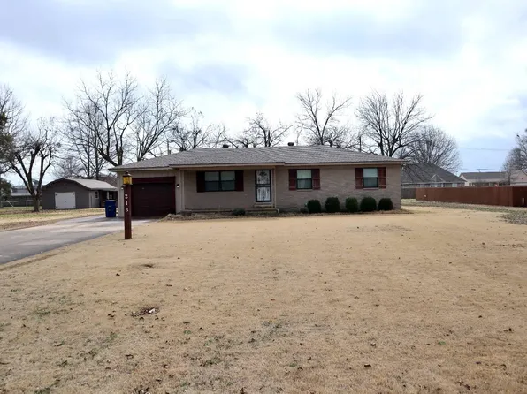 213 W Riverside Dr, Marked Tree, AR 72365