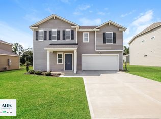 1995 Barnhart Dr, Sumter, SC 29153