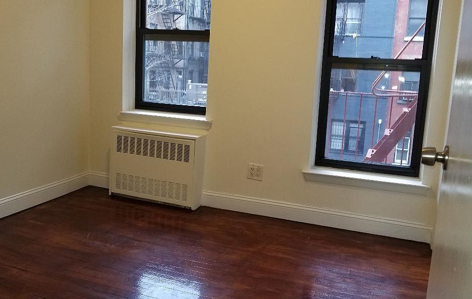 2nd image of 349 E 61st St APT 2A