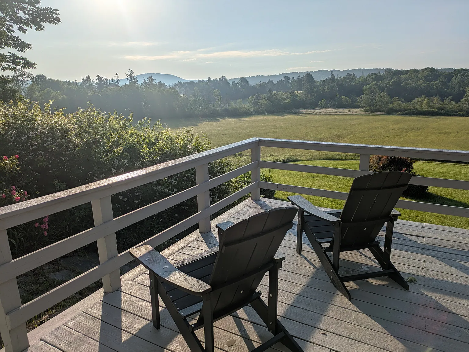 4 bed, 2.5 bath, 1800 sqft, $3,000 — Photo 2