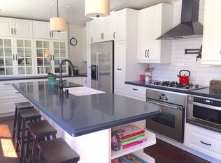 5808 Belbert Cir, Calabasas, CA 91302