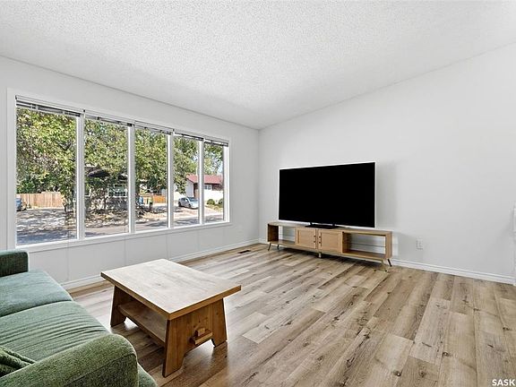 4th image of 6119 Dalgliesh DRIVE