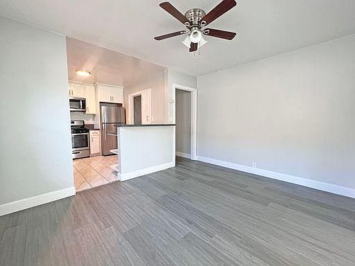4th image of 2242 N Earl Ave