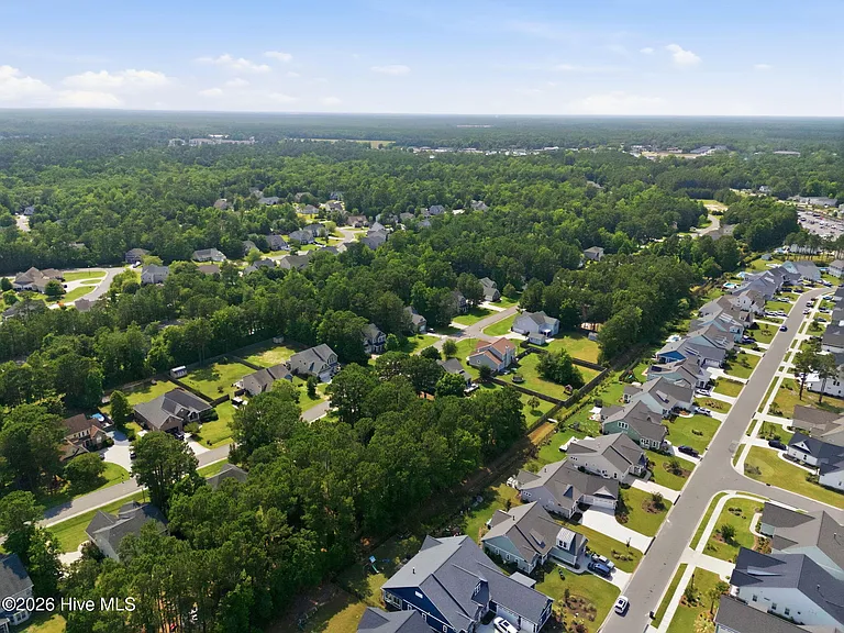 611 Majestic Oaks Dr — Photo 43
