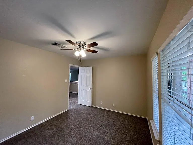 1825 Red Rock Dr — Photo 18