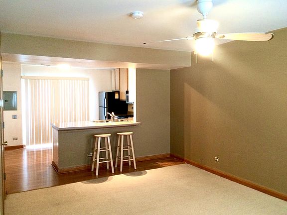 2nd image of 659 W Liberty St Unit B