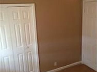 5643 Elm Tree Dr, Houston, TX 77048